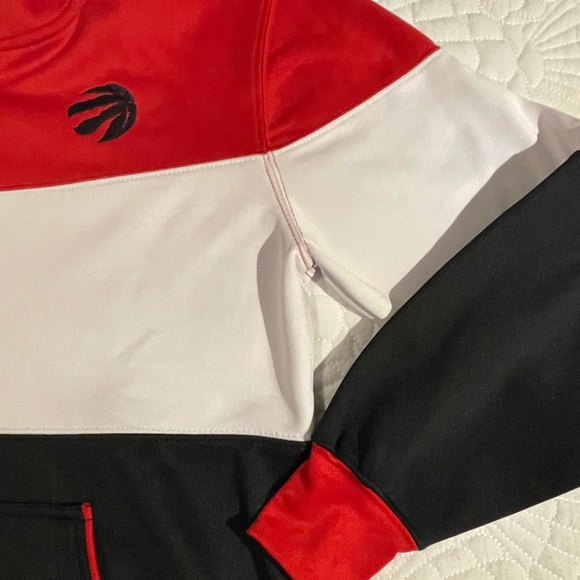 Toronto Raptors Half Zip Hoodie - Boys size XL - Picture 4 of 11